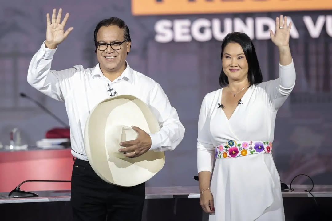 Roberto Sanchez y Keiko Fujimori 