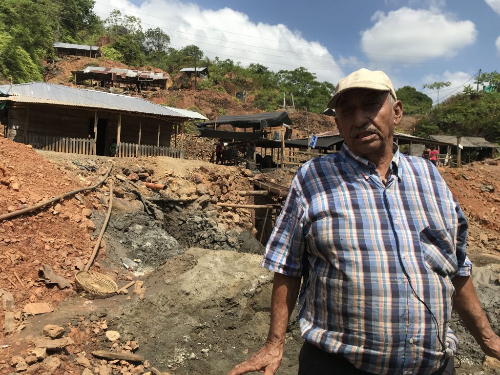 Carlos Enrique Pérez, minero de “El Alacrán”. | Foto: Ginna Morelo.