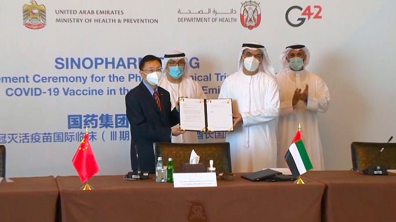 China y los emiratos Arabes Unidos firmaron un convenio para las pruebas de la vacuna contra el COVID-19. Foto: G42