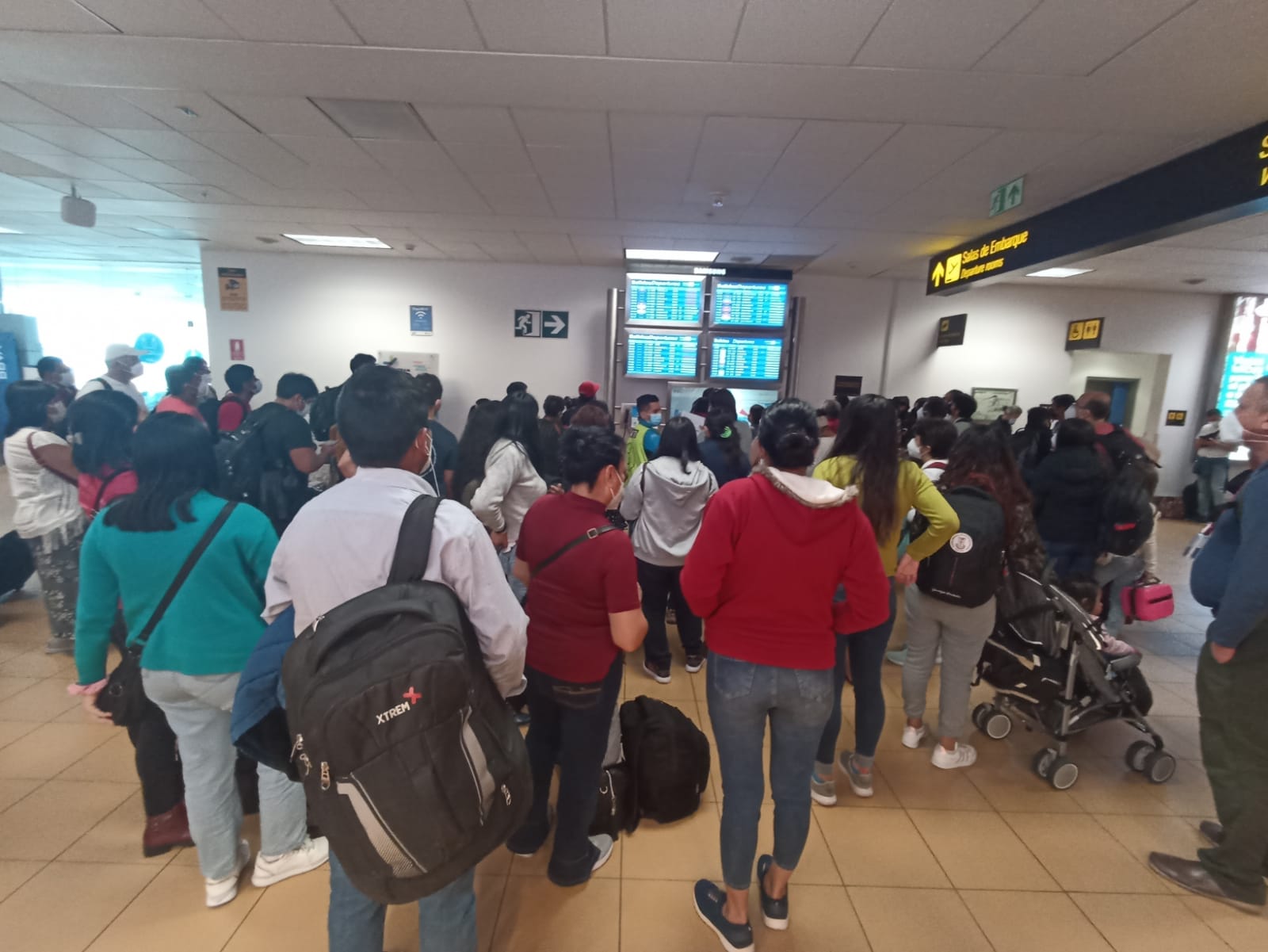 PASAJEROS VARADOS