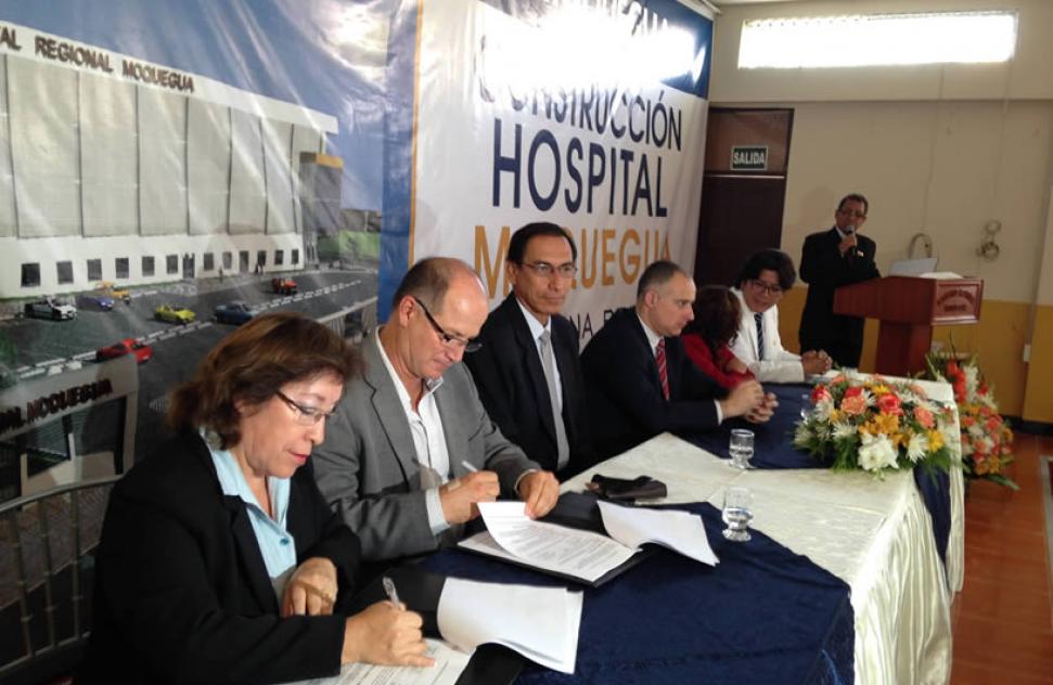 Firma del contrato de hospital